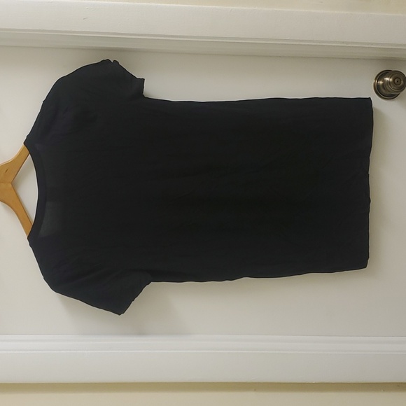 🤩New with tags Pink VS blach short sleeve tee sizes XS & S - Picture 4 of 6